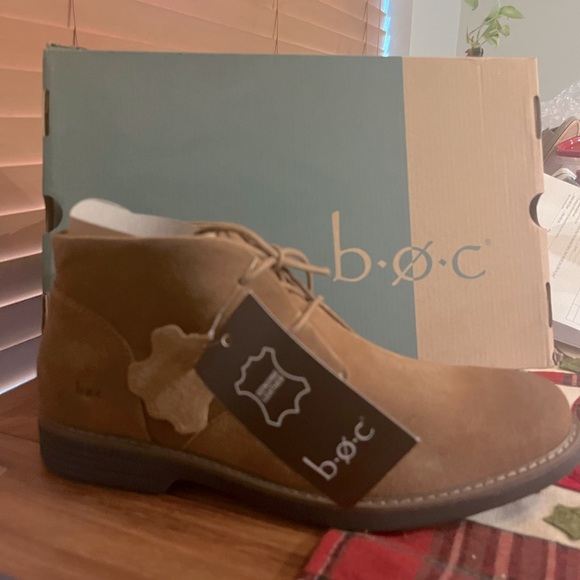 boc Other - NWT BOC Mens Chilton Tan Suede Chukka Boots 10